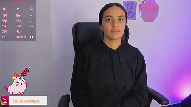 ChloeHarper  online show from December 5, 2024, 11:49 am