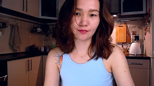 Kelly Yon online show from September 24, 2025, 8:45 pm