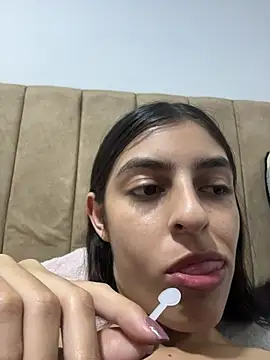 cristel 17 online show from April 10, 2026, 3:12 am