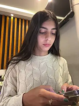 Snapshot of cristel_17 chatting on June 22, 2026, 7:49 am cristel 17 online show from June 22, 2026, 7:49 am