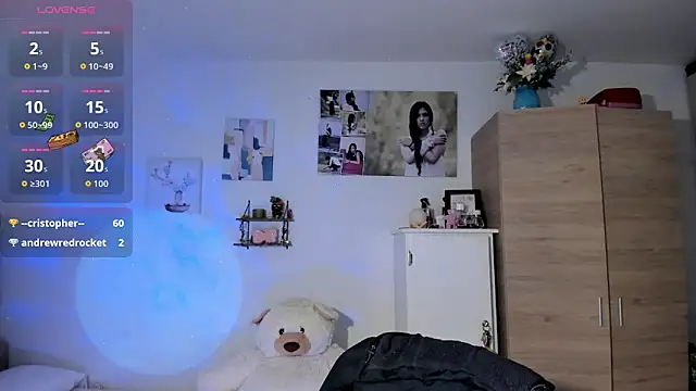 VeronikaOlsen online show from October 18, 2025, 1:56 pm