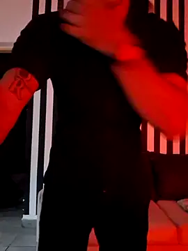 pretorianoo53 online show from April 12, 2026, 4:39 am