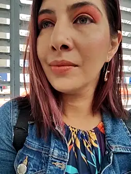 scarlett moore online show from November 2, 2025, 3:25 pm