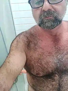 chainjulious online show from February 19, 2025, 4:12 am