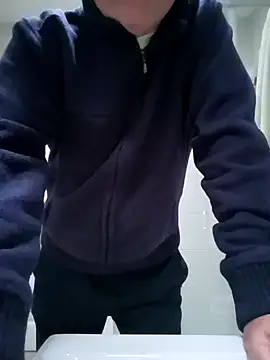 Snapshot of jonjoey123 chatting on December 17, 2024, 1:05 pm jonjoey123 online show from December 17, 2024, 1:05 pm