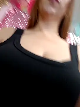 Mia Novikov online show from March 18, 2026, 5:05 pm