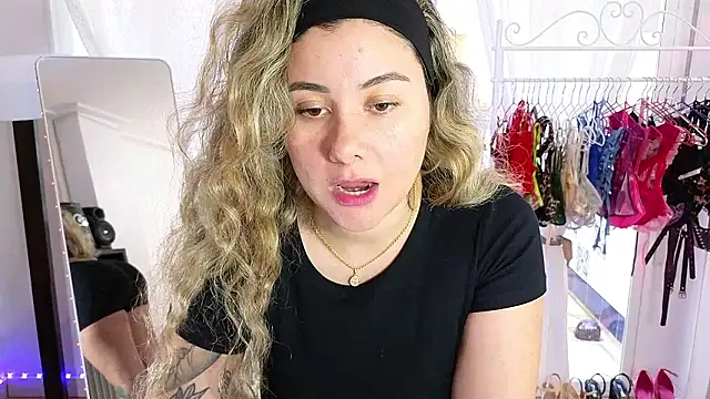 Tawny cox online show from March 25, 2026, 9:26 am