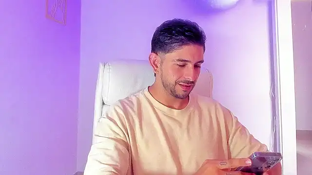 Snapshot of Ethan_mullers chatting on February 4, 2025, 7:22 pm Ethan mullers online show from February 4, 2025, 7:22 pm