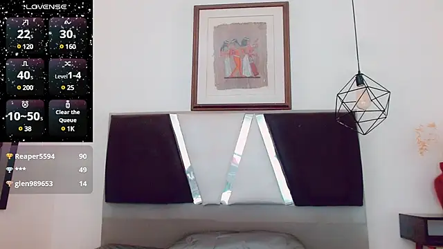 hilary rodriguez online show from December 12, 2024, 10:52 pm