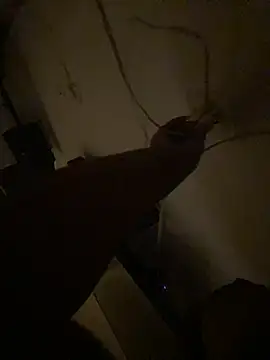 DayanaWood online show from December 15, 2025, 1:10 am