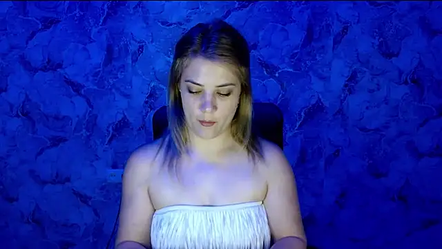 Snapshot of nika_gold1 chatting on June 21, 2026, 3:03 pm nika gold1 online show from June 21, 2026, 3:03 pm