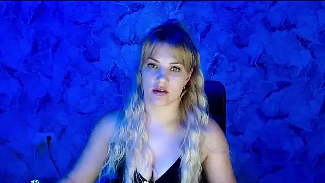 Snapshot of nika_gold1 chatting on July 10, 2026, 9:06 pm nika gold1 online show from July 10, 2026, 9:06 pm