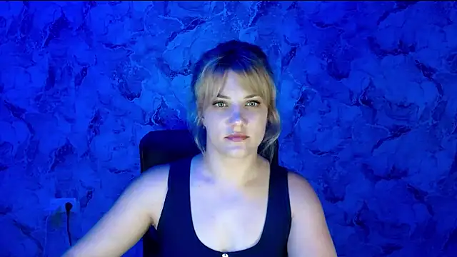 Snapshot of nika_gold1 chatting on July 15, 2026, 3:06 pm nika gold1 online show from July 15, 2026, 3:06 pm