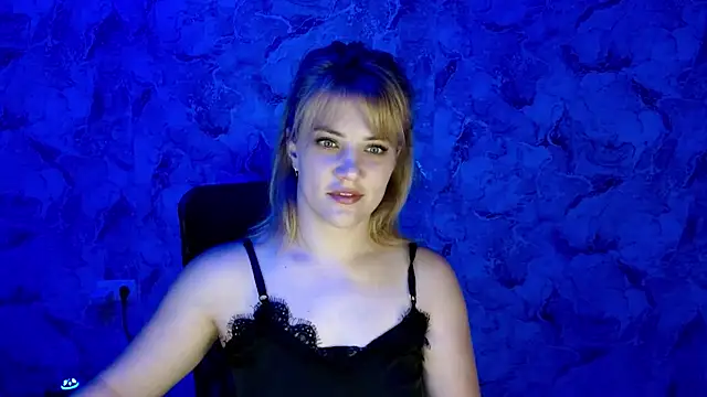 Snapshot of nika_gold1 chatting on July 29, 2026, 6:28 pm nika gold1 online show from July 29, 2026, 6:28 pm