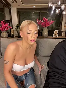 SexOnMyLvL online show from January 4, 2025, 9:52 pm