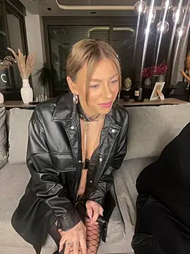 SexOnMyLvL online show from February 11, 2025, 9:46 pm