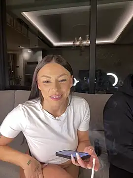 Snapshot of SexOnMyLvL chatting on February 2, 2026, 9:13 pm SexOnMyLvL online show from February 2, 2026, 9:13 pm