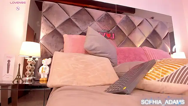 sofhiaa adaams online show from March 15, 2025, 8:37 am