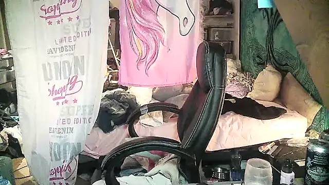 Ombeline1 online show from February 23, 2025, 6:56 pm