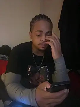 Snapshot of Elgrazonamor chatting on January 6, 2025, 12:48 am Elgrazonamor online show from January 6, 2025, 12:48 am