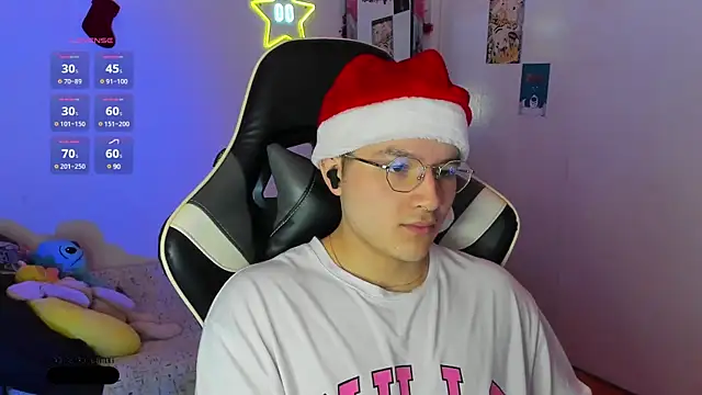 AustinSummerr online show from December 18, 2024, 1:45 pm