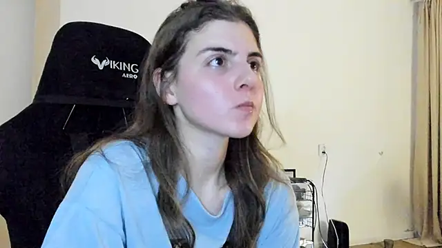 emmamurrr online show from October 30, 2025, 5:57 pm