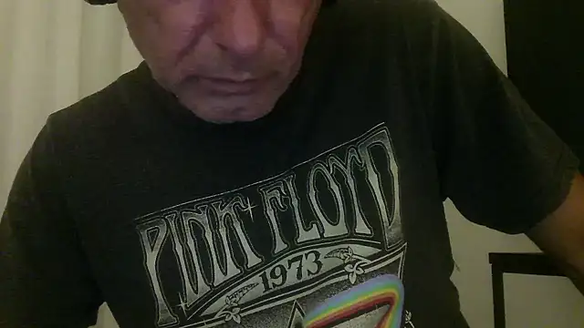 butseriouslykahnt online show from December 8, 2024, 9:02 am