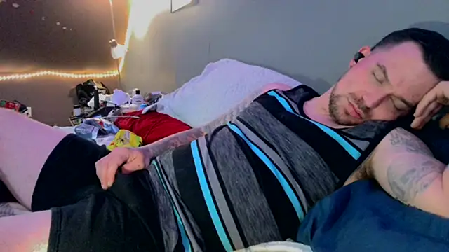 Snapshot of bigcocktat2dude603 chatting on February 2, 2025, 10:28 pm bigcocktat2dude603 online show from February 2, 2025, 10:28 pm