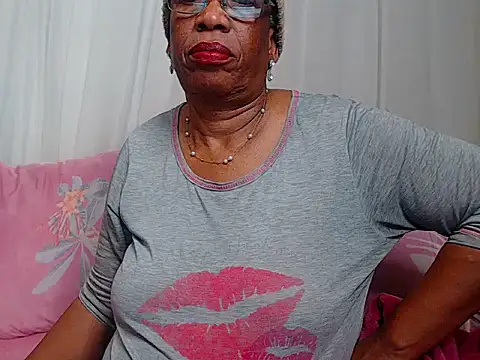 Snapshot of Freakyassnwildx chatting on June 13, 2026, 9:35 pm Freakyassnwildx online show from June 13, 2026, 9:35 pm