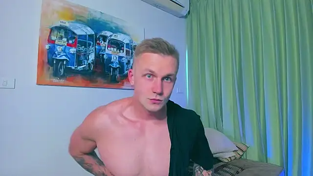 Samuel Andrew online show from December 15, 2024, 3:34 am