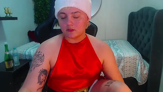 Snapshot of isabeautyx19 chatting on December 24, 2024, 4:30 pm isabeautyx19 online show from December 24, 2024, 4:30 pm