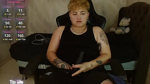 Snapshot of isabeautyx19 chatting on September 21, 2025, 7:37 pm isabeautyx19 online show from September 21, 2025, 7:37 pm