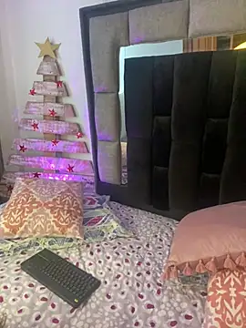 Bonnie vega online show from December 11, 2024, 7:36 pm