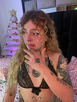 Bonnie vega online show from December 13, 2024, 7:43 pm