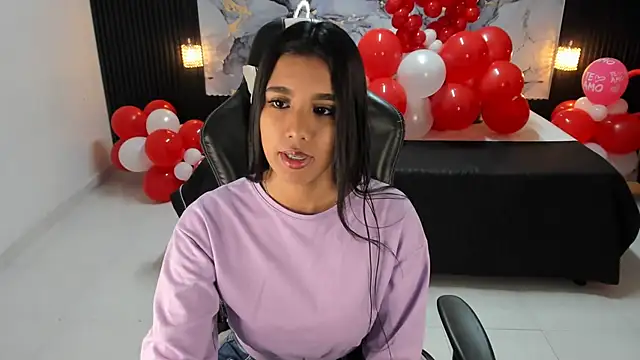 Ivy 16 online show from February 17, 2025, 12:05 pm