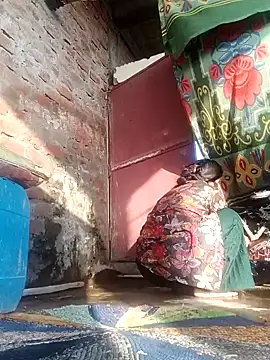 Snapshot of Mamta_Chaterjee chatting on June 19, 2026, 1:32 am Mamta Chaterjee online show from June 19, 2026, 1:32 am
