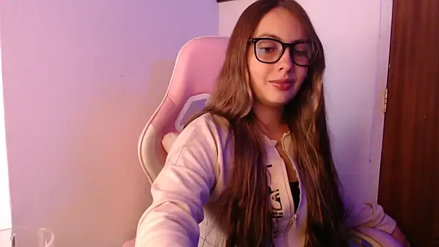 lalawhitte online show from March 27, 2026, 9:03 pm