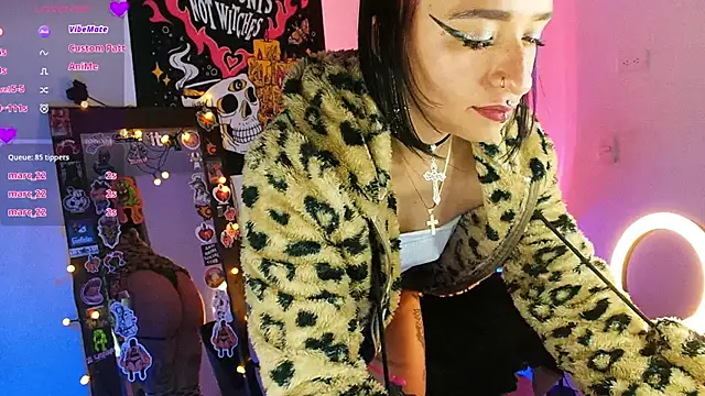 Snapshot of Dahian_doll2 chatting on February 14, 2025, 7:38 am Dahian doll2 online show from February 14, 2025, 7:38 am