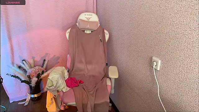 Katrin  kiss online show from September 26, 2025, 9:24 am