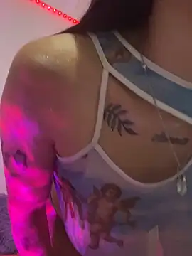 melisabunnny online show from March 23, 2025, 8:26 am