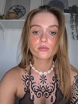 Goldloeckchen159 online show from September 13, 2025, 3:12 pm