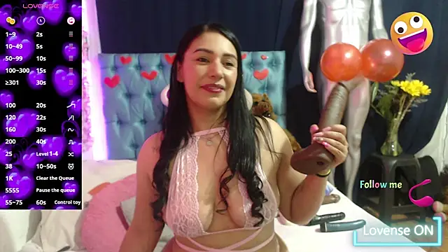Snapshot of Cristal_cherry chatting on February 18, 2025, 1:10 am Cristal cherry online show from February 18, 2025, 1:10 am
