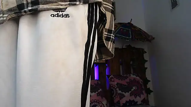 SARA VAL3NTINA  online show from March 14, 2025, 6:07 pm