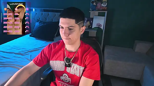 Brat  online show from September 10, 2025, 4:40 pm