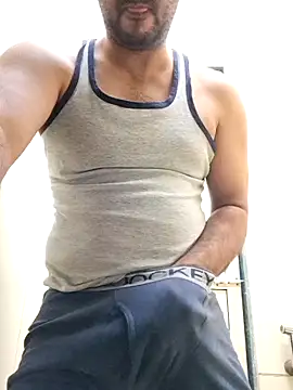 johny 69dxh online show from December 16, 2025, 8:19 am