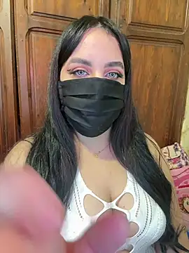 Snapshot of AMBER_SEXY99 chatting on December 17, 2024, 2:23 am AMBER SEXY99 online show from December 17, 2024, 2:23 am