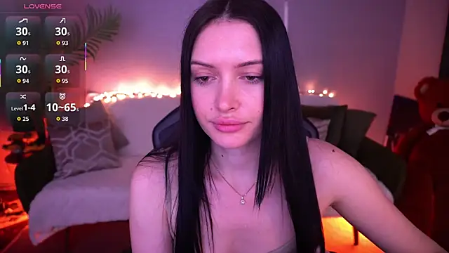 MilaSecrett online show from April 13, 2026, 1:16 pm