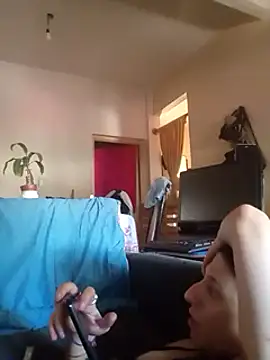 Snapshot of gala2 chatting on January 14, 2025, 1:06 pm gala2 online show from January 14, 2025, 1:06 pm