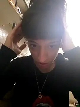 Snapshot of gala2 chatting on October 27, 2025, 11:31 pm gala2 online show from October 27, 2025, 11:31 pm