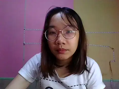 Snapshot of Nanoko chatting on March 9, 2025, 10:19 am Nanoko online show from March 9, 2025, 10:19 am